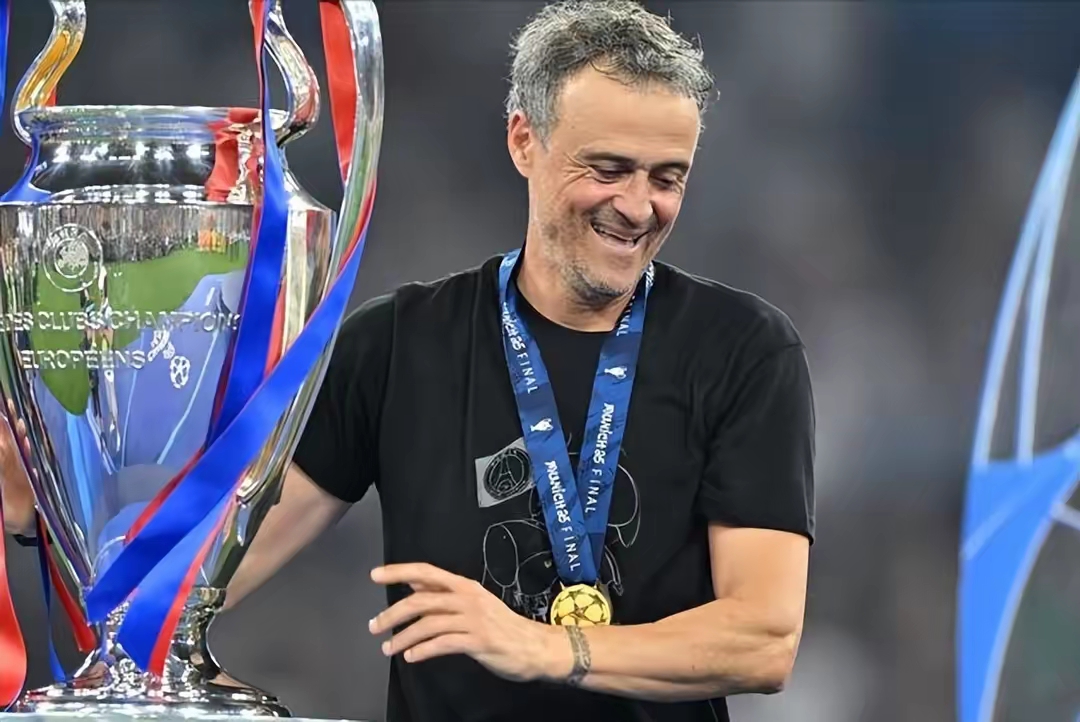 关于赛地聚焦：法国杯今晨热度飙升，费耶诺德临场应变，目标明确，训练强度明显提升的信息