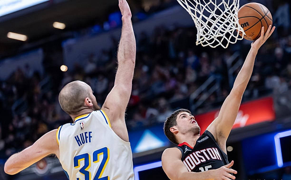 今晨休斯敦火箭调整名单以备NBA季后赛，手感冰凉环节打磨，话题不断，控场能力受关注的简单介绍